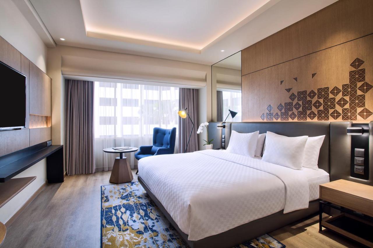 Mercure Jakarta Batavia Экстерьер фото