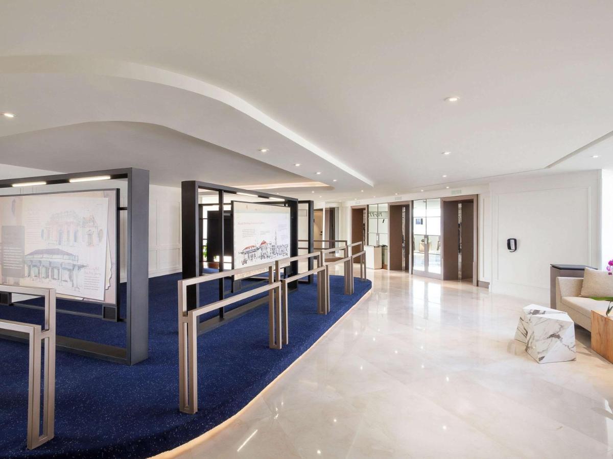 Mercure Jakarta Batavia Экстерьер фото